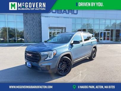 Used 2024 GMC Terrain SLE w/ Driver Convenience Package