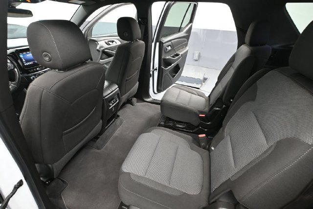 Used 2023 Chevrolet Traverse LT AWD/4WD image 29