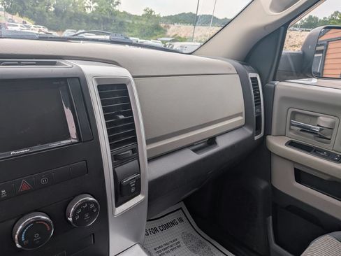 Used 2011 RAM 1500 Classic SLT w/ Remote Start & Security Group AWD/4WD image 28