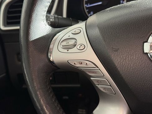 Used 2018 Nissan Murano Platinum w/ Cargo Package image 22