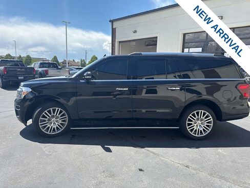 Used 2023 Ford Expedition Max Limited AWD/4WD image 4