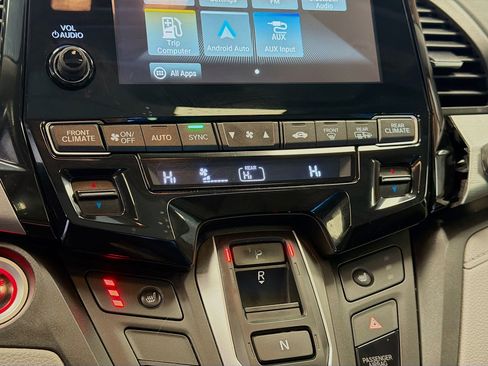 Used 2018 Honda Odyssey EX-L image 23