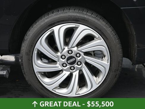 Used 2024 Lincoln Navigator Premiere image 18