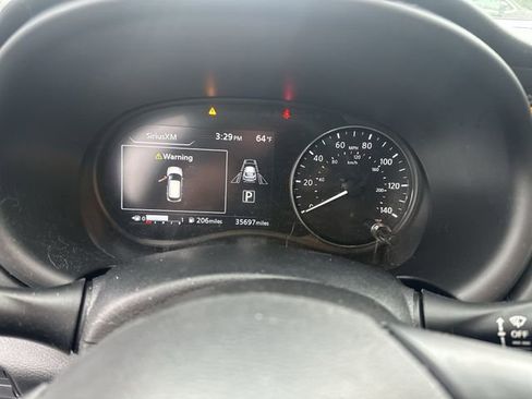Used 2023 Nissan Kicks SR w/ SR Premium Package FWD image 12