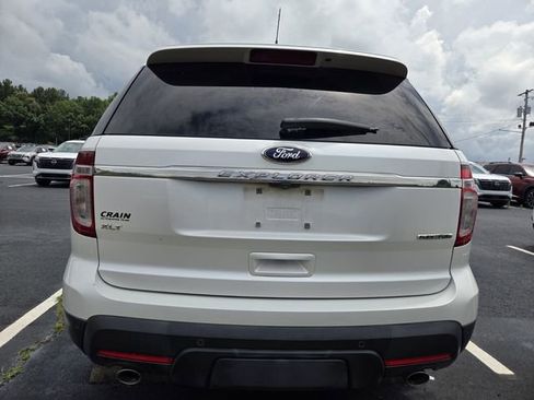 Used 2013 Ford Explorer XLT FWD image 3