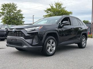 Used 2023 Toyota RAV4 LE AWD/4WD video 1