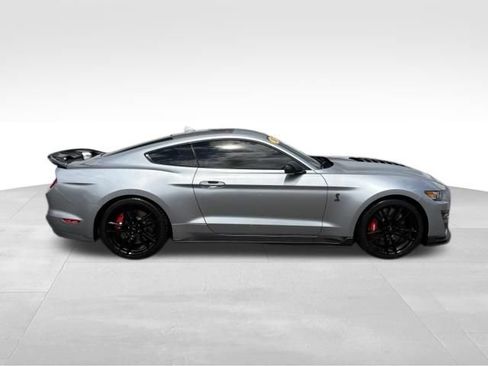 Used 2021 Ford Mustang Shelby GT500 w/ Technology Package RWD image 9
