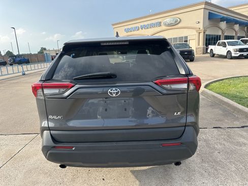 Used 2023 Toyota RAV4 LE FWD image 8