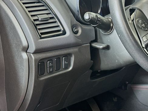 Used 2024 Mitsubishi Outlander Sport AWD image 17