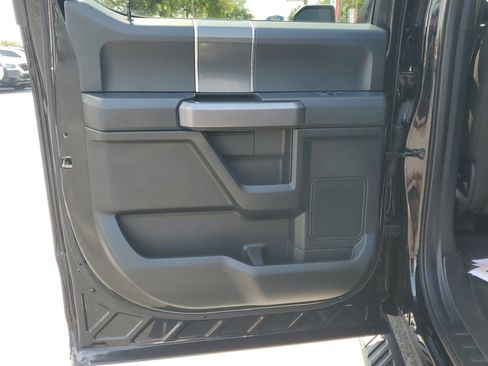 Used 2019 Ford F150 XLT w/ Equipment Group 302A Luxury image 12