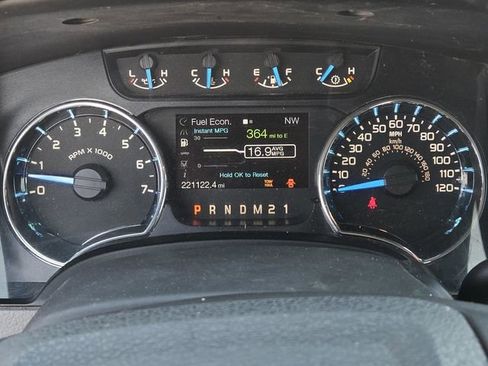 Used 2013 Ford F150 XLT w/ Luxury Equipment Group RWD image 21