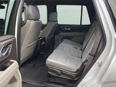 Used 2024 GMC Yukon SLT AWD/4WD image 21