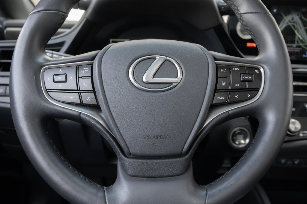 Used 2025 Lexus ES 350 w/ Premium Package FWD image 24