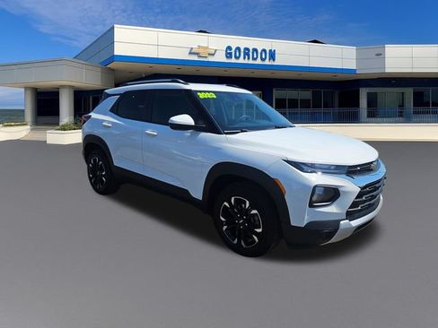 Used 2023 Chevrolet TrailBlazer LT AWD/4WD image 7