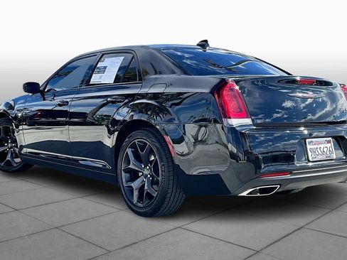 Used 2023 Chrysler 300 S image 11