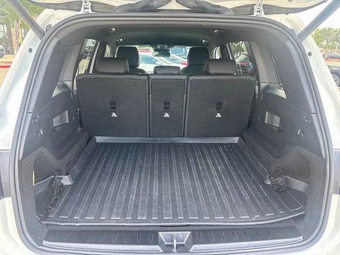 Used 2024 Mercedes-Benz GLB 250 image 26