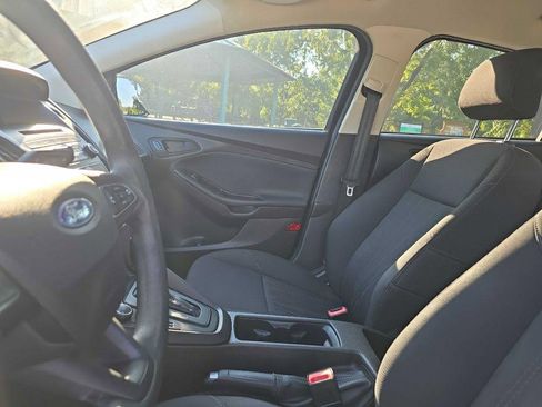 Used 2016 Ford Focus S image 12
