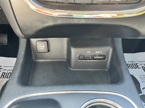 Used 2017 Dodge Durango SXT w/ Quick Order Package 23B AWD/4WD image 25