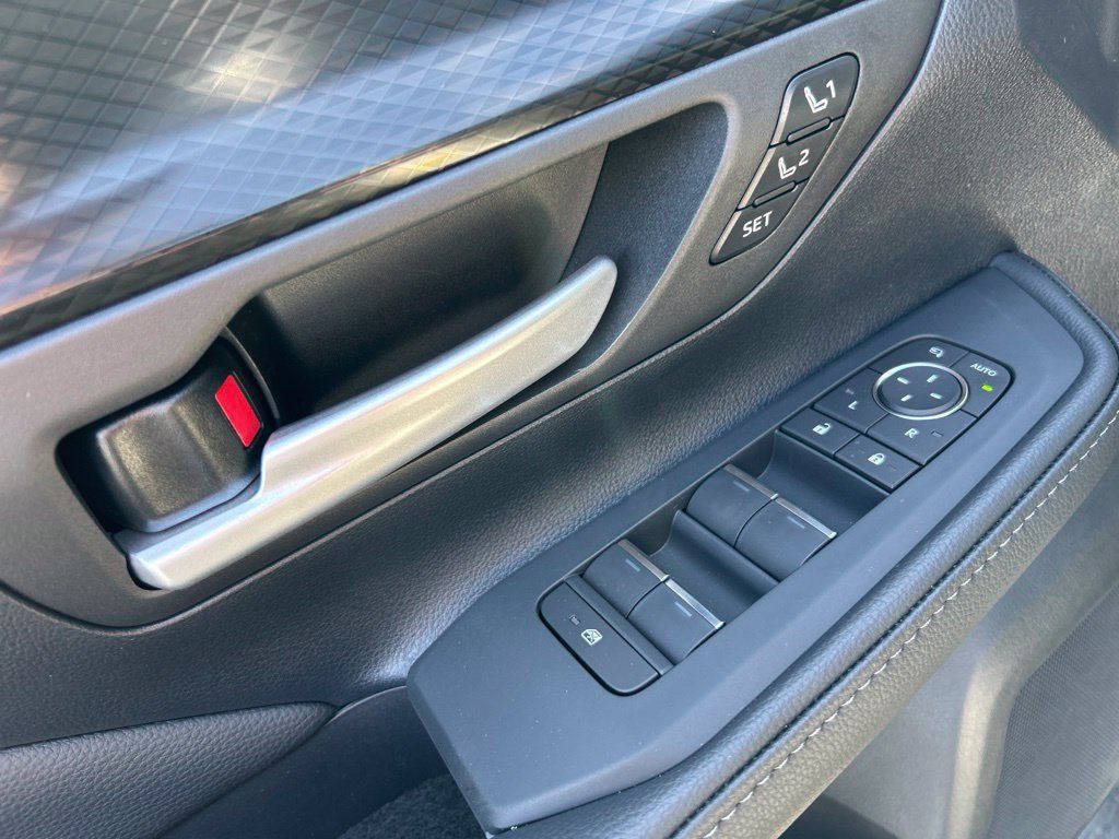New 2026 Toyota Grand Highlander AWD Hybrid image 11