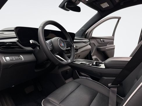 Used 2025 Buick Enclave Sport Touring w/ Power Package image 10