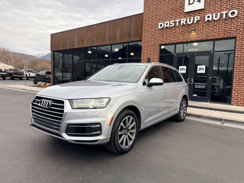 Used 2017 Audi Q7 3.0T Premium Plus w/ Premium Plus Package image 3