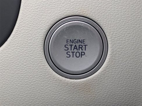 Used 2024 Hyundai Tucson Limited image 34