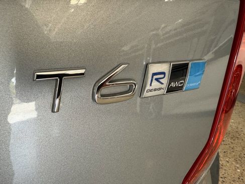 Used 2016 Volvo XC90 T6 R-Design w/ Vision Package image 26