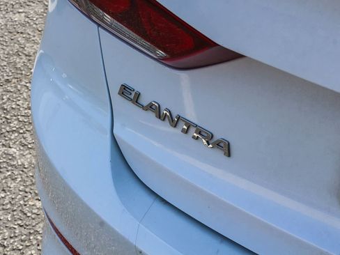 Used 2018 Hyundai Elantra Value Edition image 9