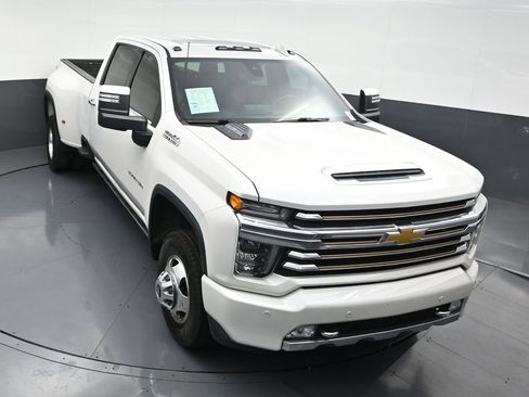 Used 2022 Chevrolet Silverado 3500 High Country image 21