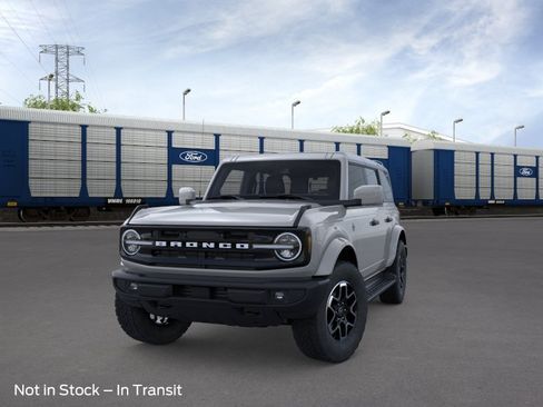 New 2026 Ford Bronco Outer Banks AWD/4WD image 2