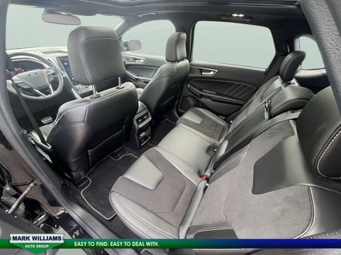 Used 2022 Ford Edge ST w/ Equipment Group 401A image 28