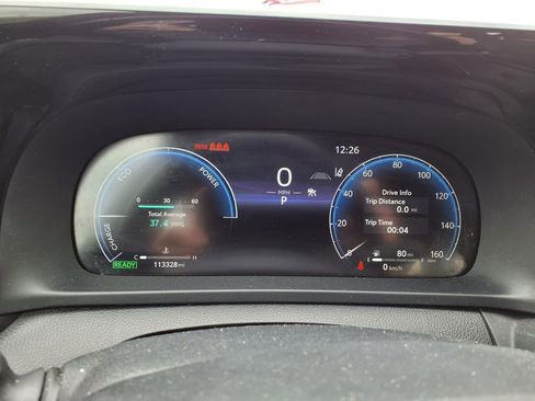 Used 2023 Toyota Crown XLE image 21