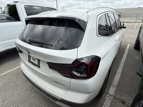 Used 2024 BMW X3 sDrive30i w/ Convenience Package image 9