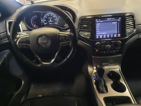 Used 2020 Jeep Grand Cherokee Limited w/ Trailer Tow Group IV image 22