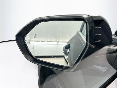 Used 2025 Hyundai Kona SEL AWD/4WD image 16
