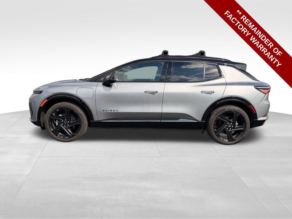Used 2024 Chevrolet Equinox EV RS AWD/4WD image 2