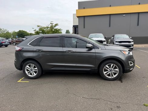 Used 2016 Ford Edge SEL w/ Equipment Group 201A AWD/4WD image 4