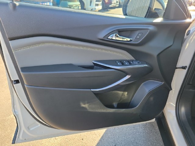 Used 2026 Chevrolet Trax ACTIV w/ Driver Confidence Package FWD image 19
