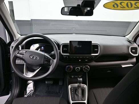 Certified 2026 Hyundai Venue SE FWD image 10