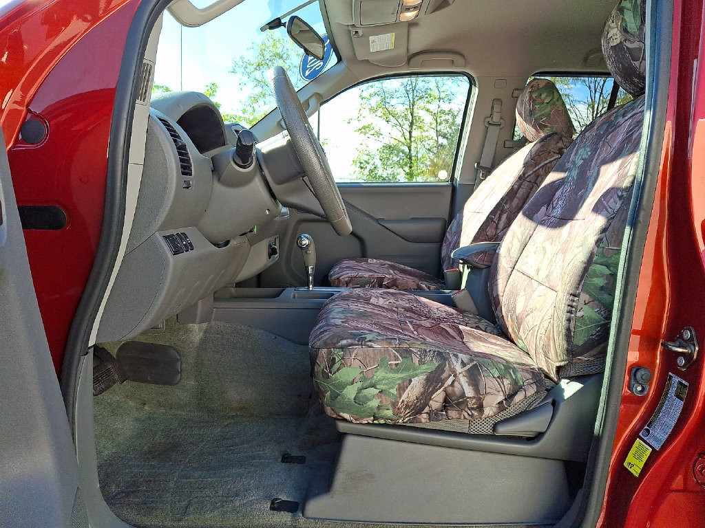 Used 2016 Nissan Frontier SV AWD/4WD image 14