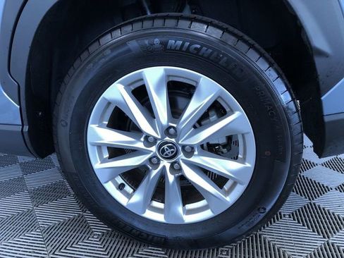 Certified 2026 Toyota Corolla Cross LE FWD image 16