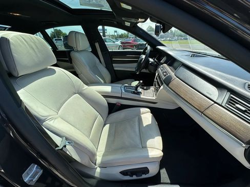 Used 2013 BMW 740i image 71