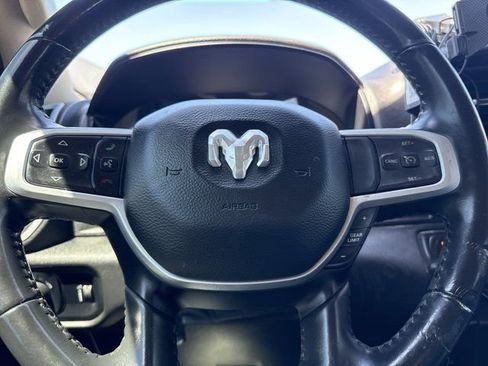 Used 2020 RAM 1500 Big Horn AWD/4WD image 16