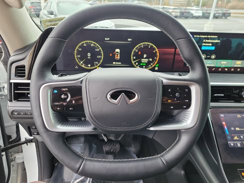 Used 2025 INFINITI QX80 Sensory AWD/4WD image 20