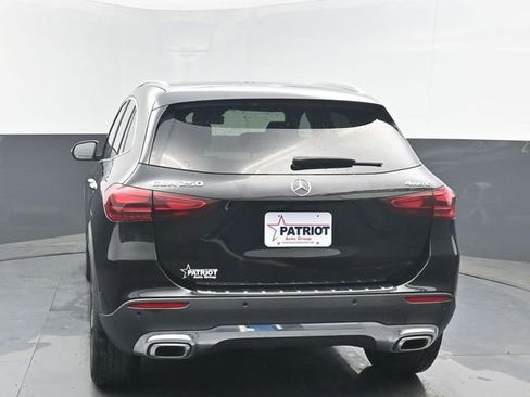 Used 2025 Mercedes-Benz GLA 250 4MATIC image 4