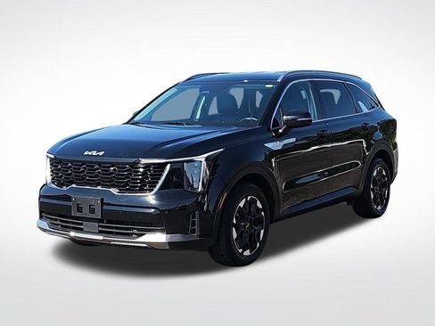 Used 2024 Kia Sorento S FWD image 9