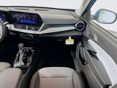 New 2026 Chevrolet Trax LT w/ LT Convenience Package image 22
