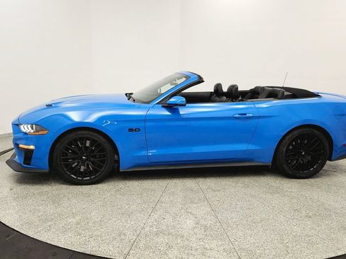 Used 2022 Ford Mustang GT Premium w/ GT Performance Package RWD image 2