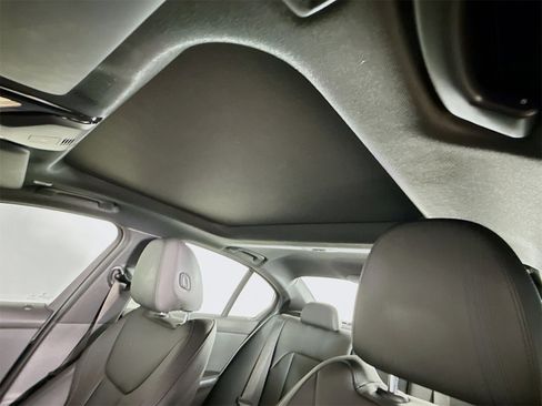 Used 2021 BMW 330i Sedan w/ Convenience Package image 22