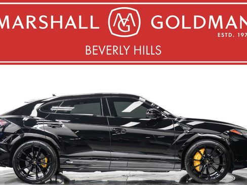 Used 2023 Lamborghini Urus S AWD/4WD image 1